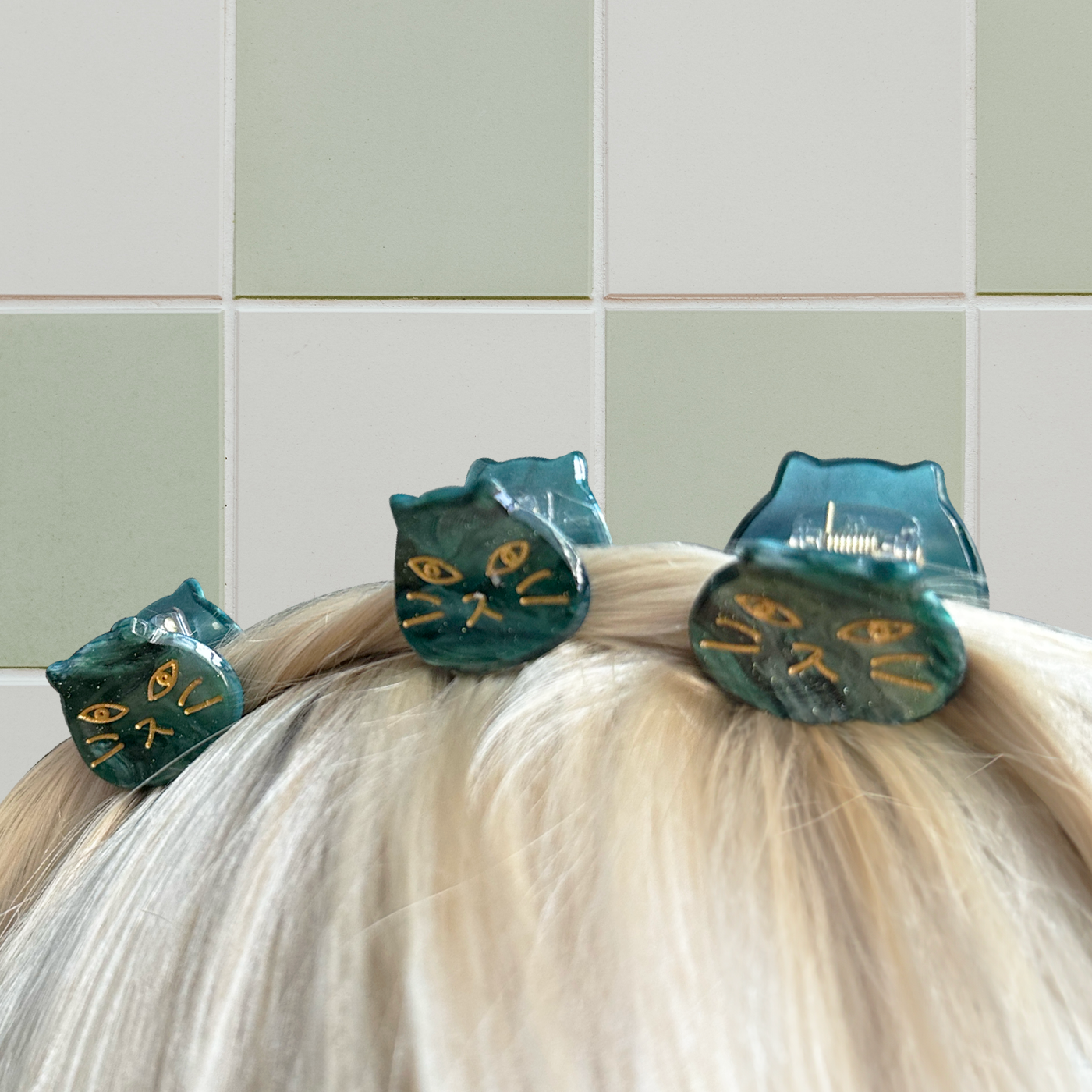 Tiny Green Kitty Hair Clip
